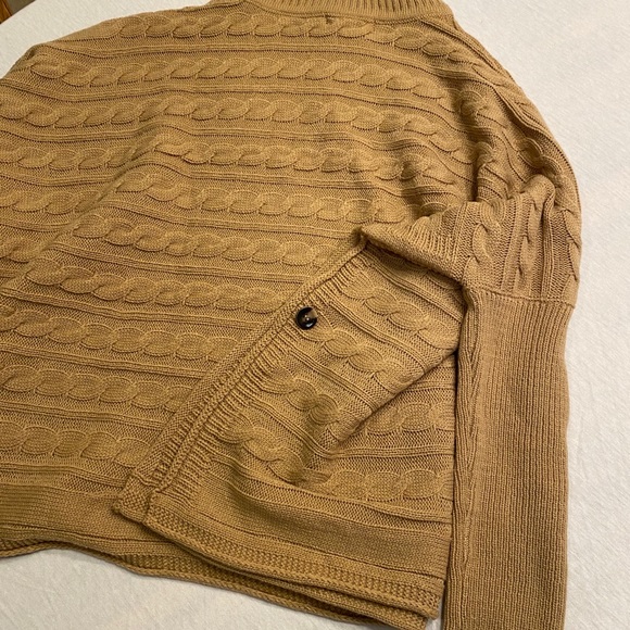 turtle neck - Picture 3 of 3